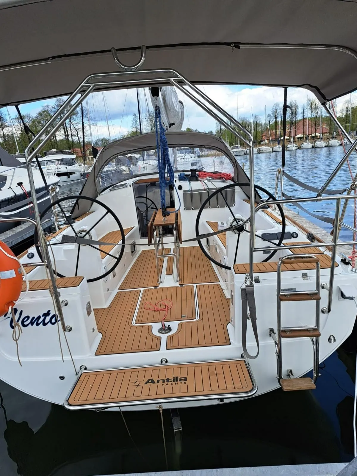 Vento Charter Boat - 4