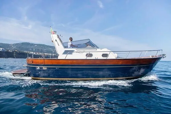 Giulia Charterboot - 3