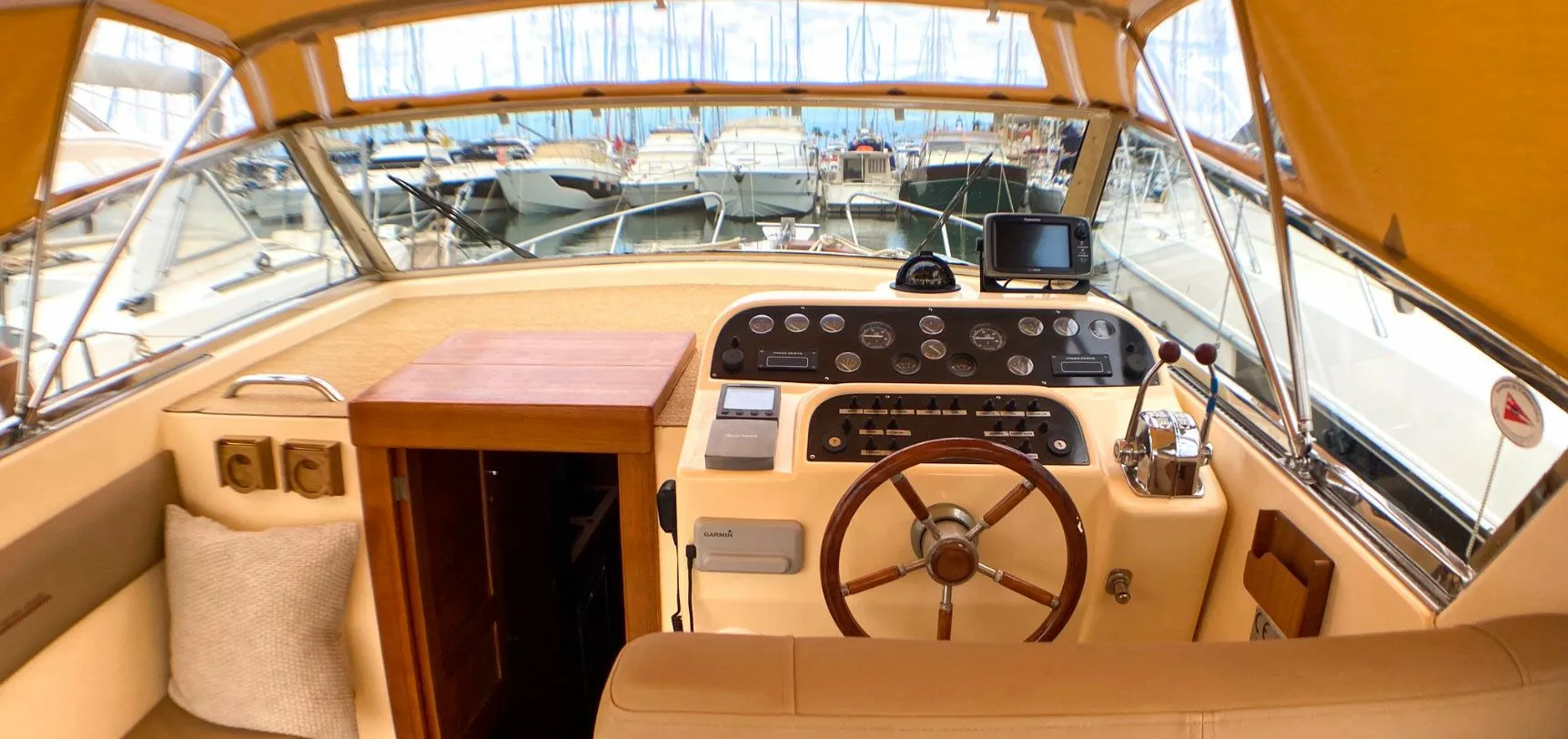 Dolce Vita Charter Boat