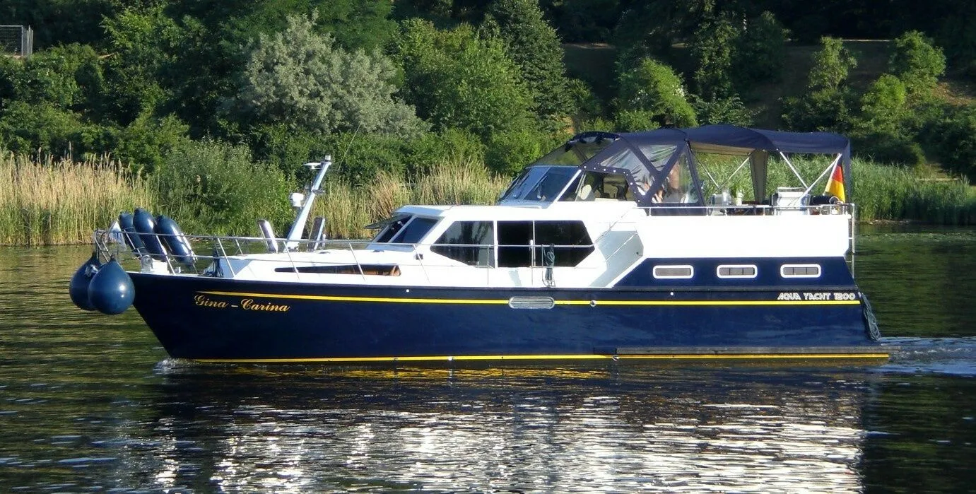Boot - 12.5m Malchow 3 Cabin Motor Yacht Hire