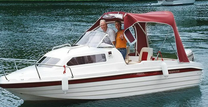 Charter a 5.2m Boat in Potsdam