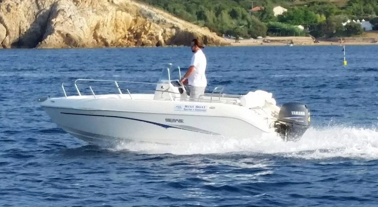 Charter a 5.6m Aquamar 5.6 in Portoferraio