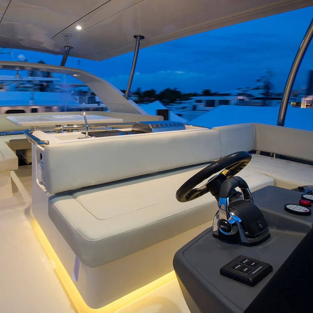 13.41m Marsh Harbour Power Catamaran Hire