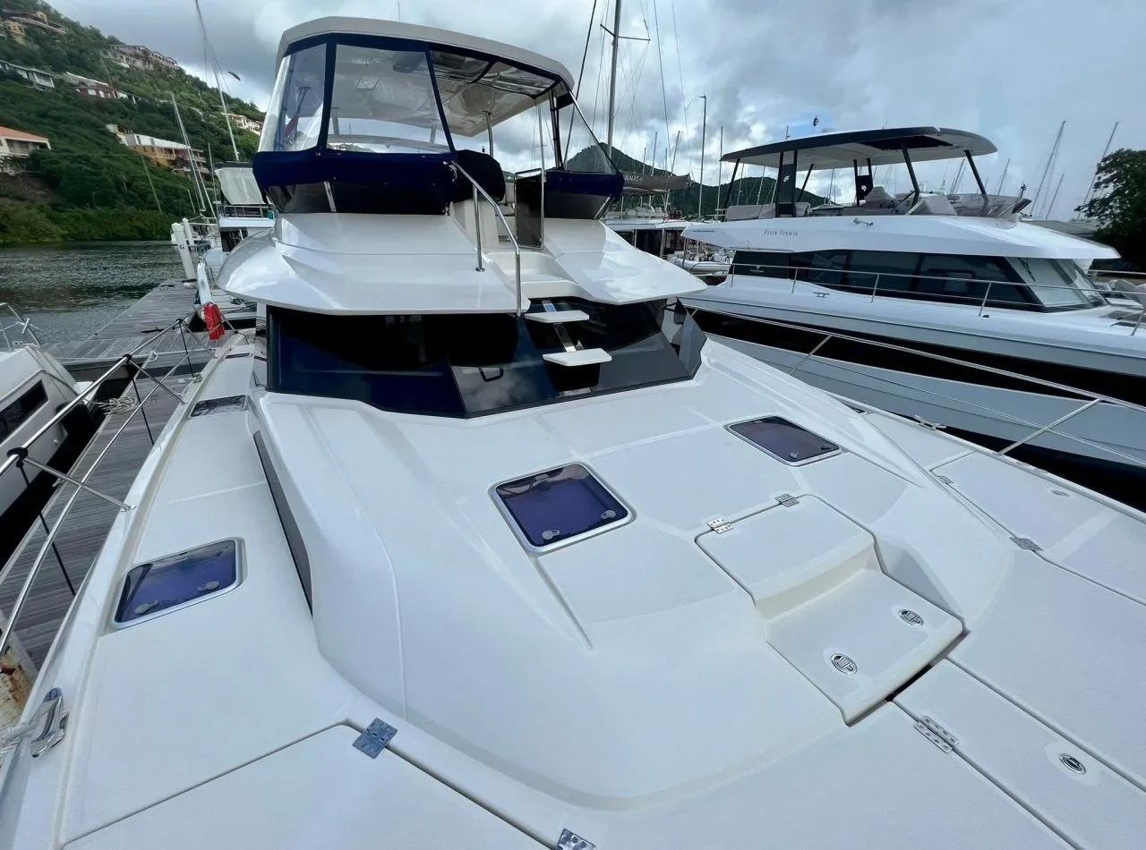 13.44m Tortola Aquila 44 Hire