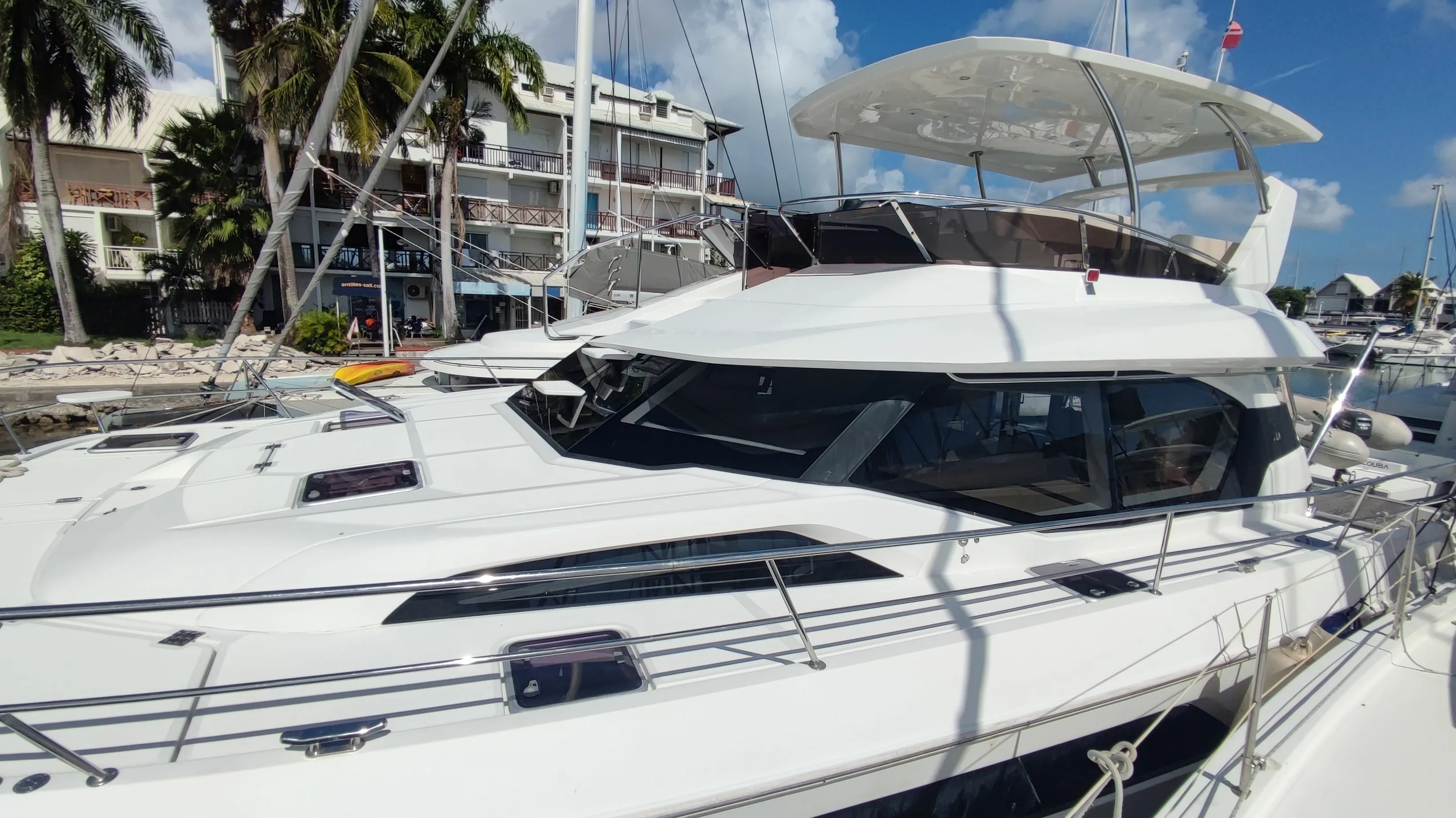 Celeborn Charter Boat