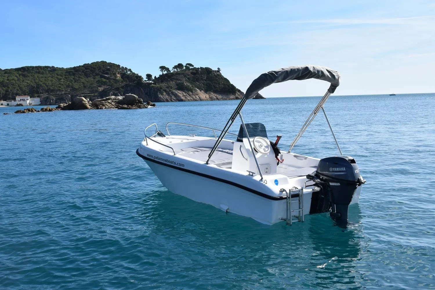 Explore Palamos on a 4m Astec 400 Motor Boat Rental