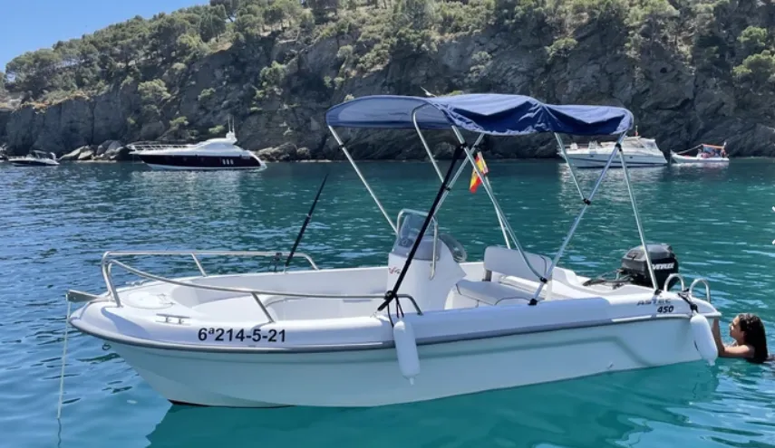 Roses 4.5m Kiralık Motorlu Tekne