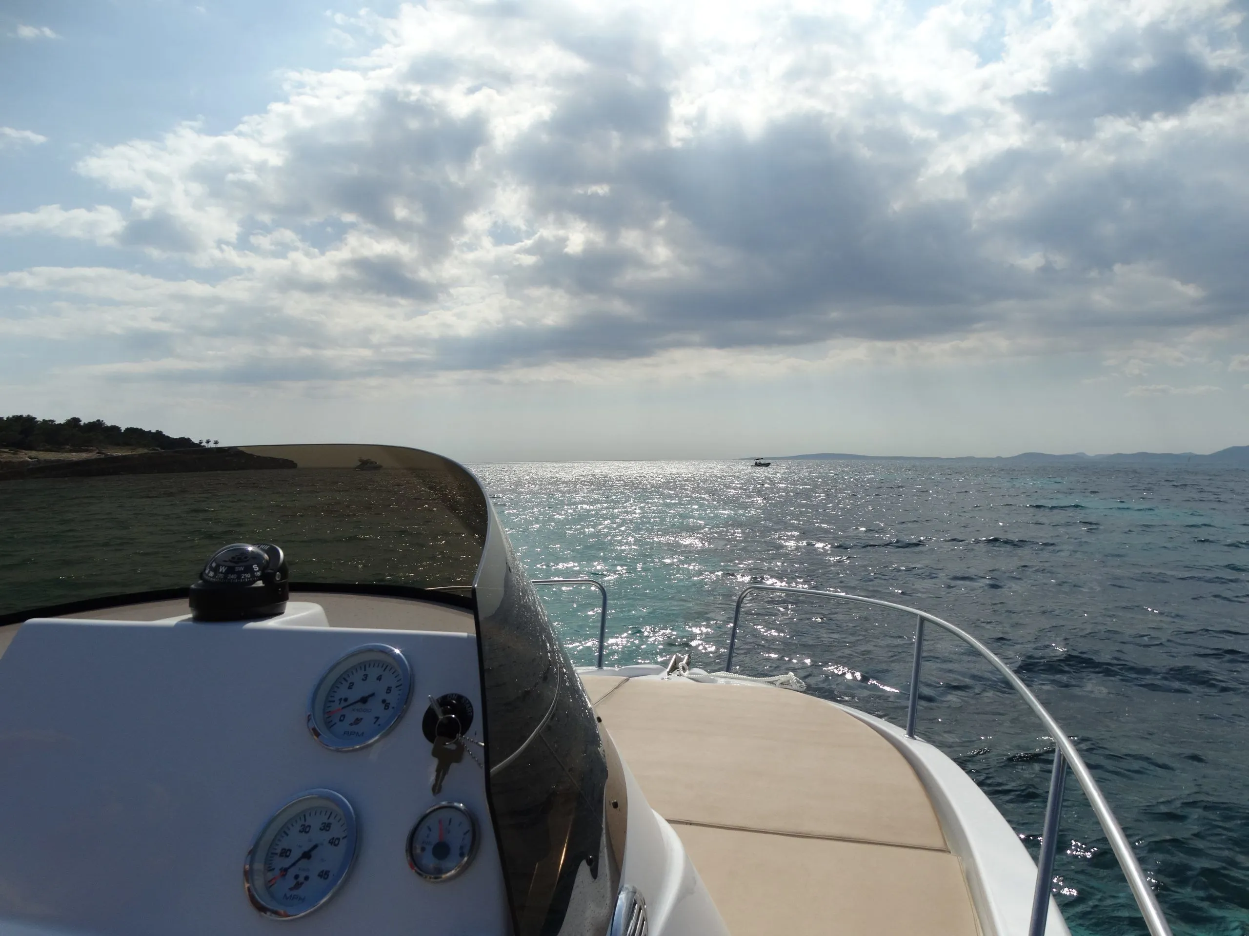 Diwa Charter Boat