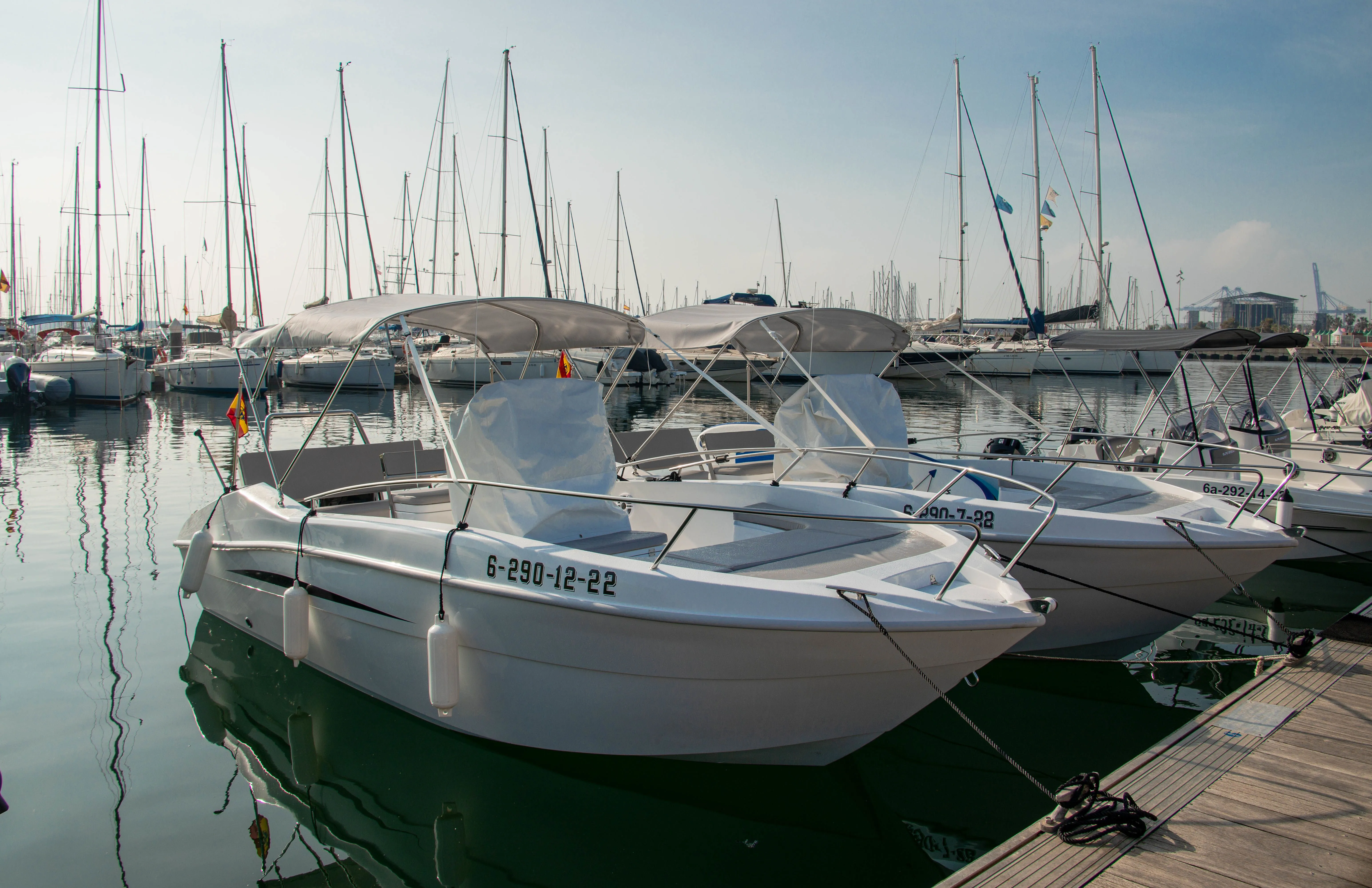 Rent a 5.98m Boat in Valencia