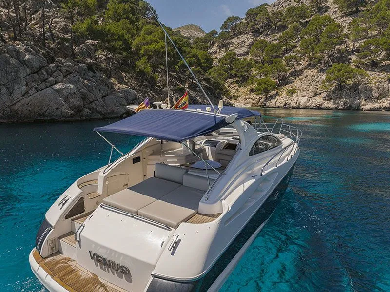 Charter a 12.2m Astondoa 40 Motor Yacht in Alcudia