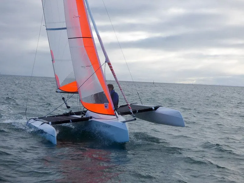 Rent a 4.94m Catamaran Astus 16.5 in Carnac