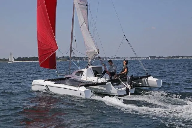 6.9m La Trinite-sur-Mer Astus 22.5 Hire