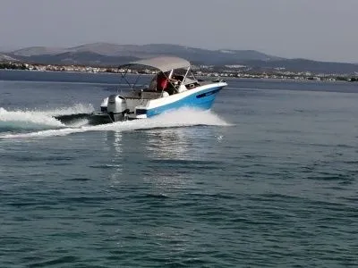 Ivona Charter Boat