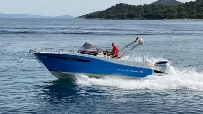 Rent a 7.7m Atlantic 750 Sun Cruiser Motor Boat in Tribunj