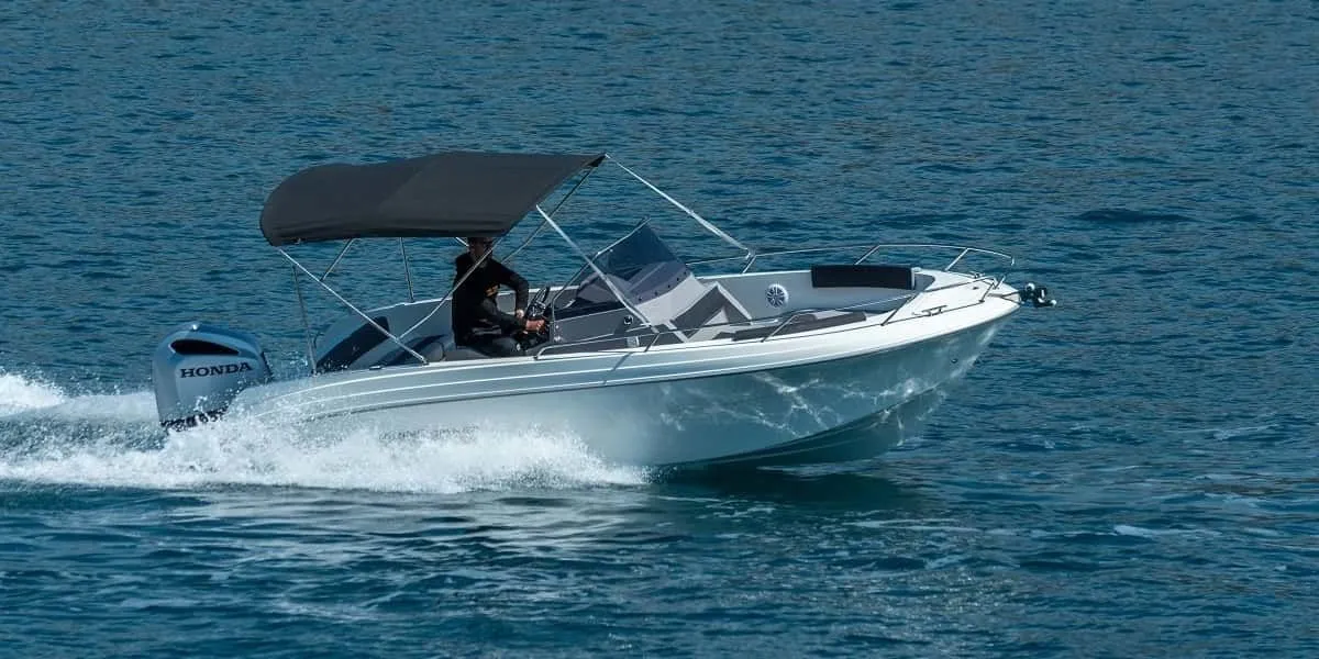 Rent a 6.7m Atlantic Marine 670 Motor Boat in Trogir