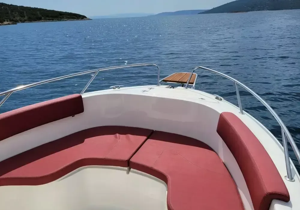No Name Charter Boat