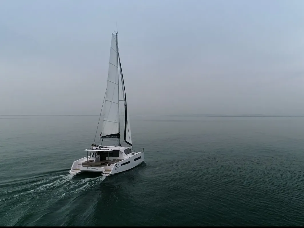 Rent a 10m Boat in Polignano a Mare