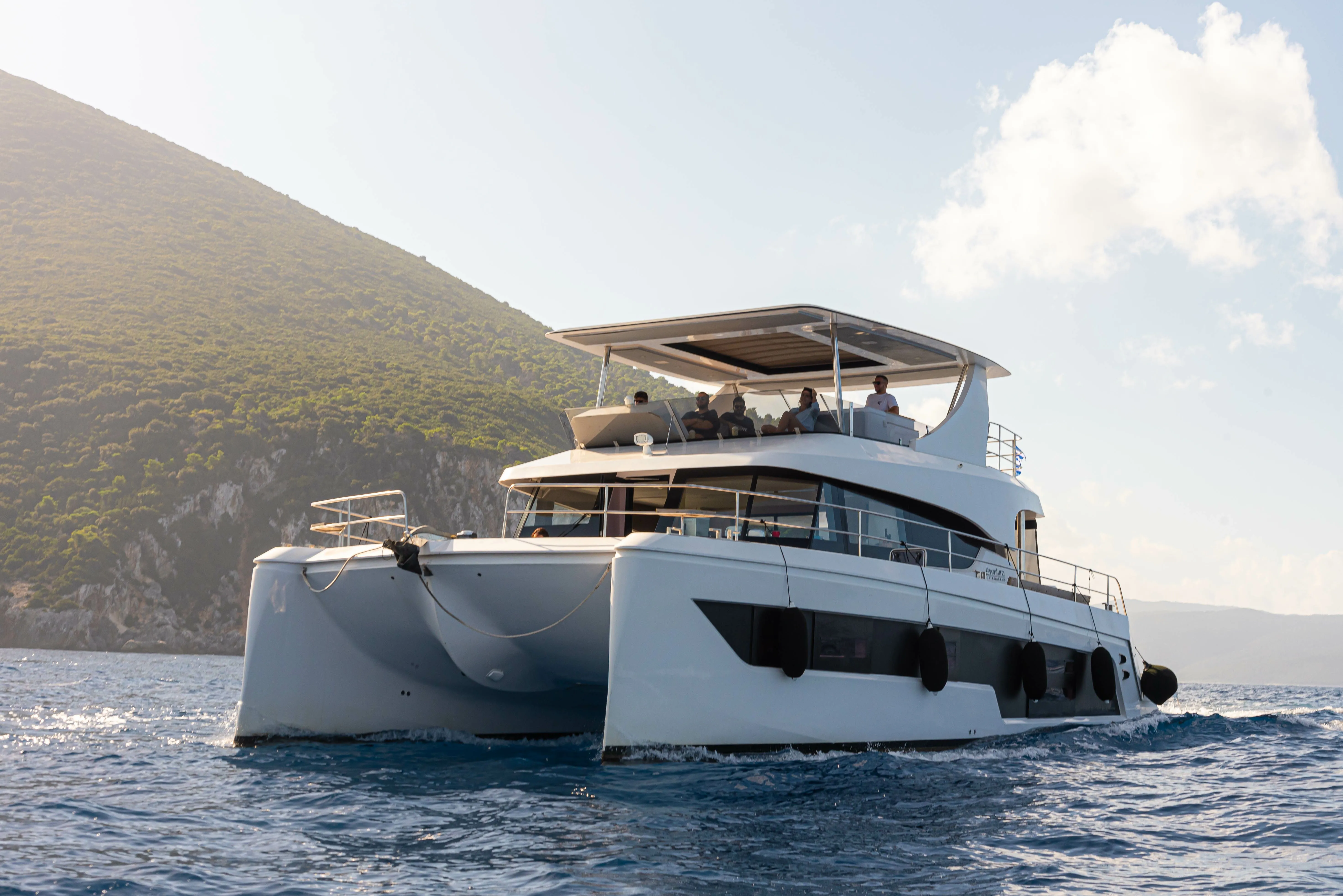 Kamchatka Kiralık Teknesi - 3