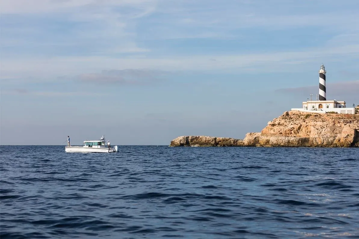 No Name Charter Boat