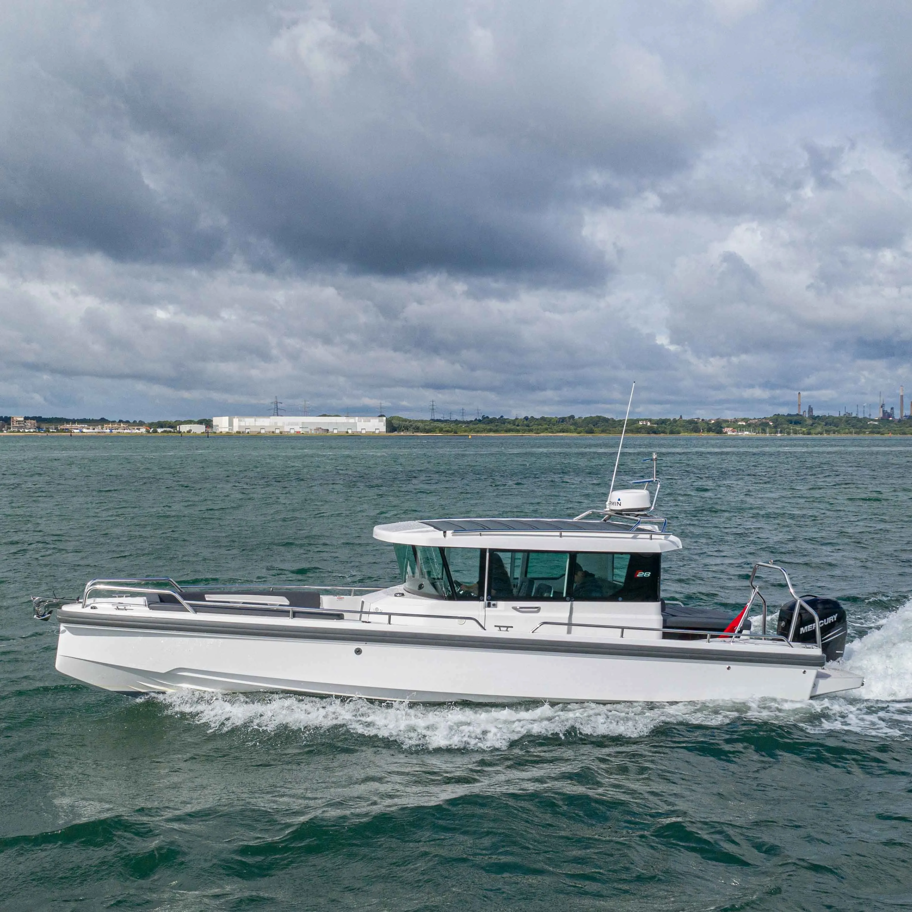 Luna Charter Boat