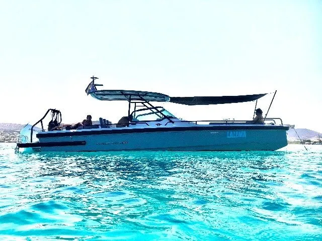 8.83m Mykonos City Boat Hire