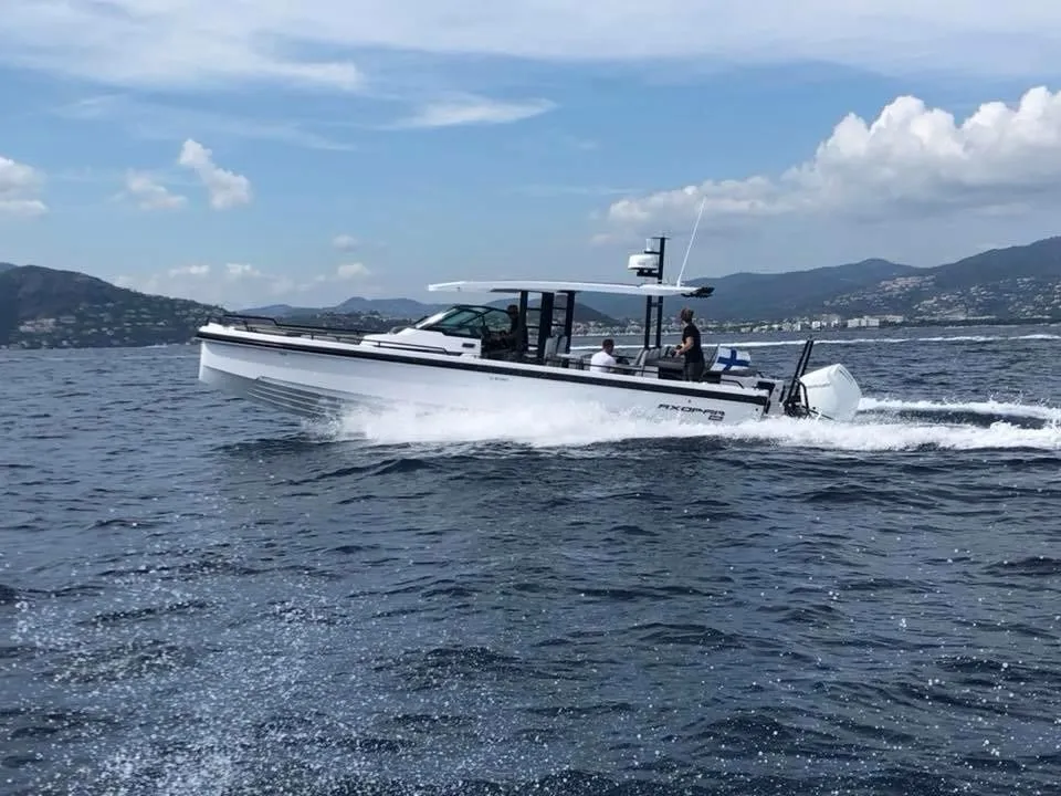 11.2m Alcudia 2 Cabin Motor Yacht Hire