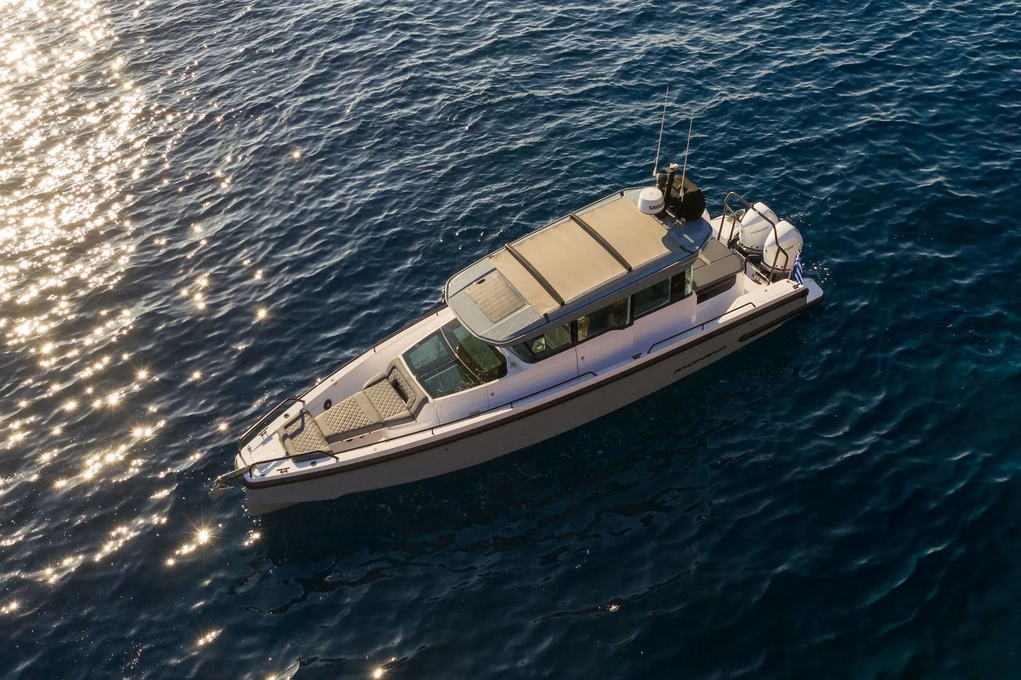 Rent a 11.55m Axopar 37 Motor Yacht in Lavrion