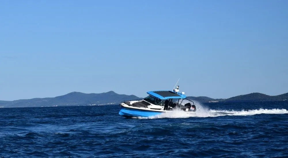 Brabus Charterboot - 3