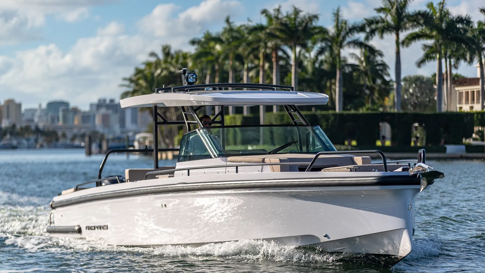 11.5m Miami Motor Yacht Axopar 37 XC Hire