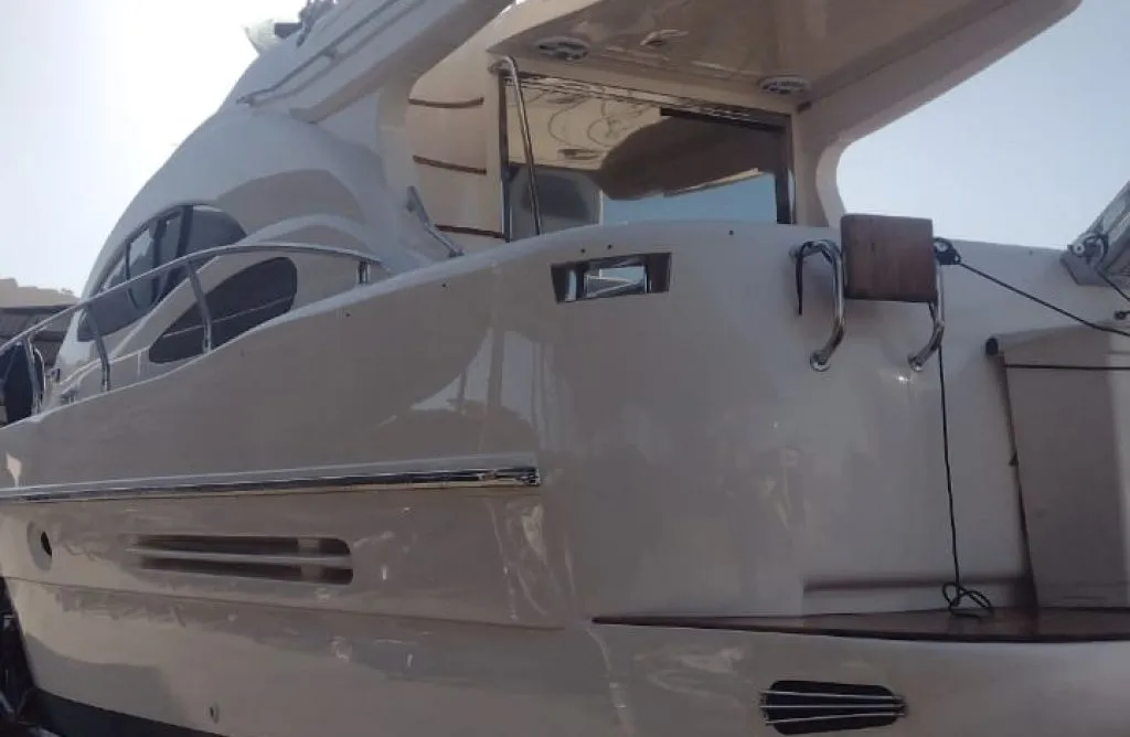 11.62m Trapiche de Canasvieiras Azimut 38 Hire