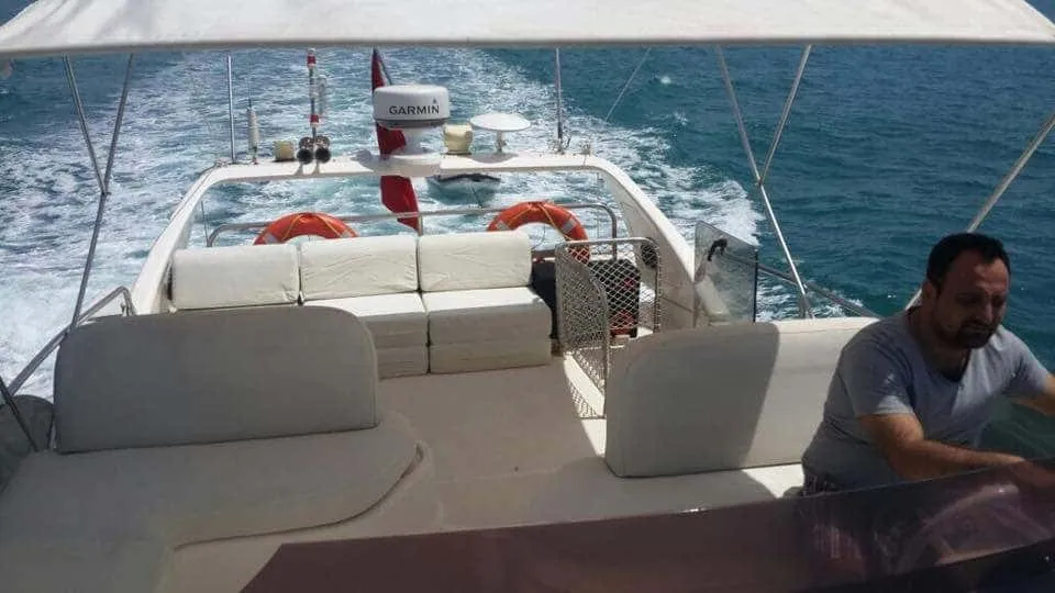 Antalya Kiralık Azimut 42 13.78m Motoryat