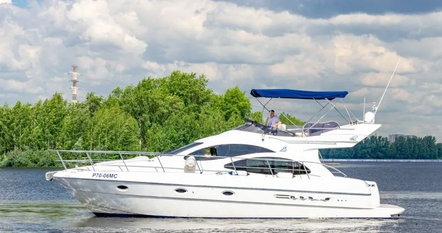 Azimut лодка на прокат - 4
