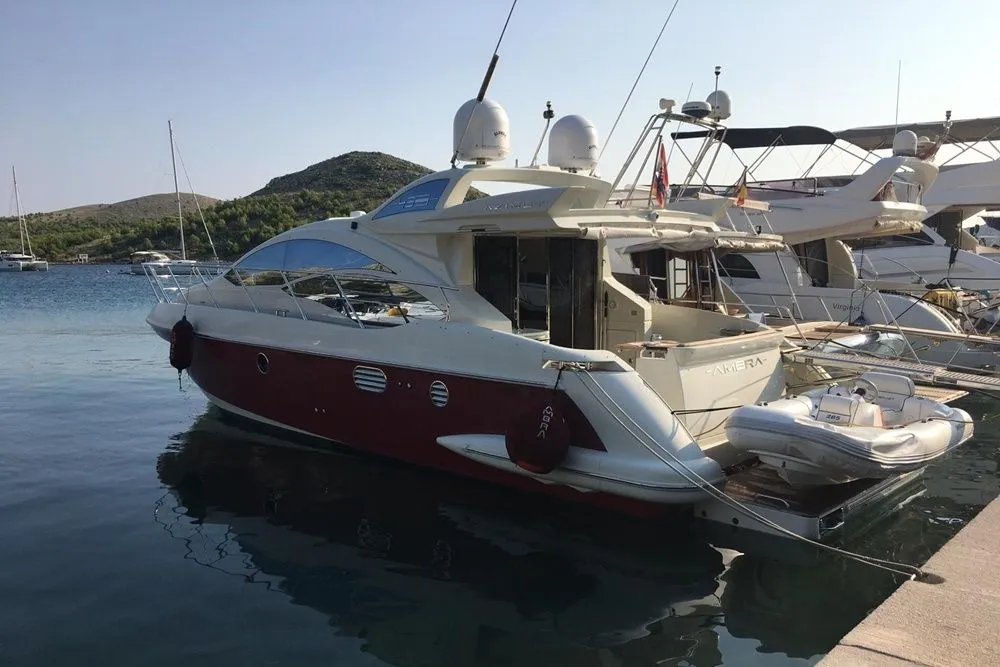 Rent a 13.37m 2 Cabin Motor Yacht in Primošten