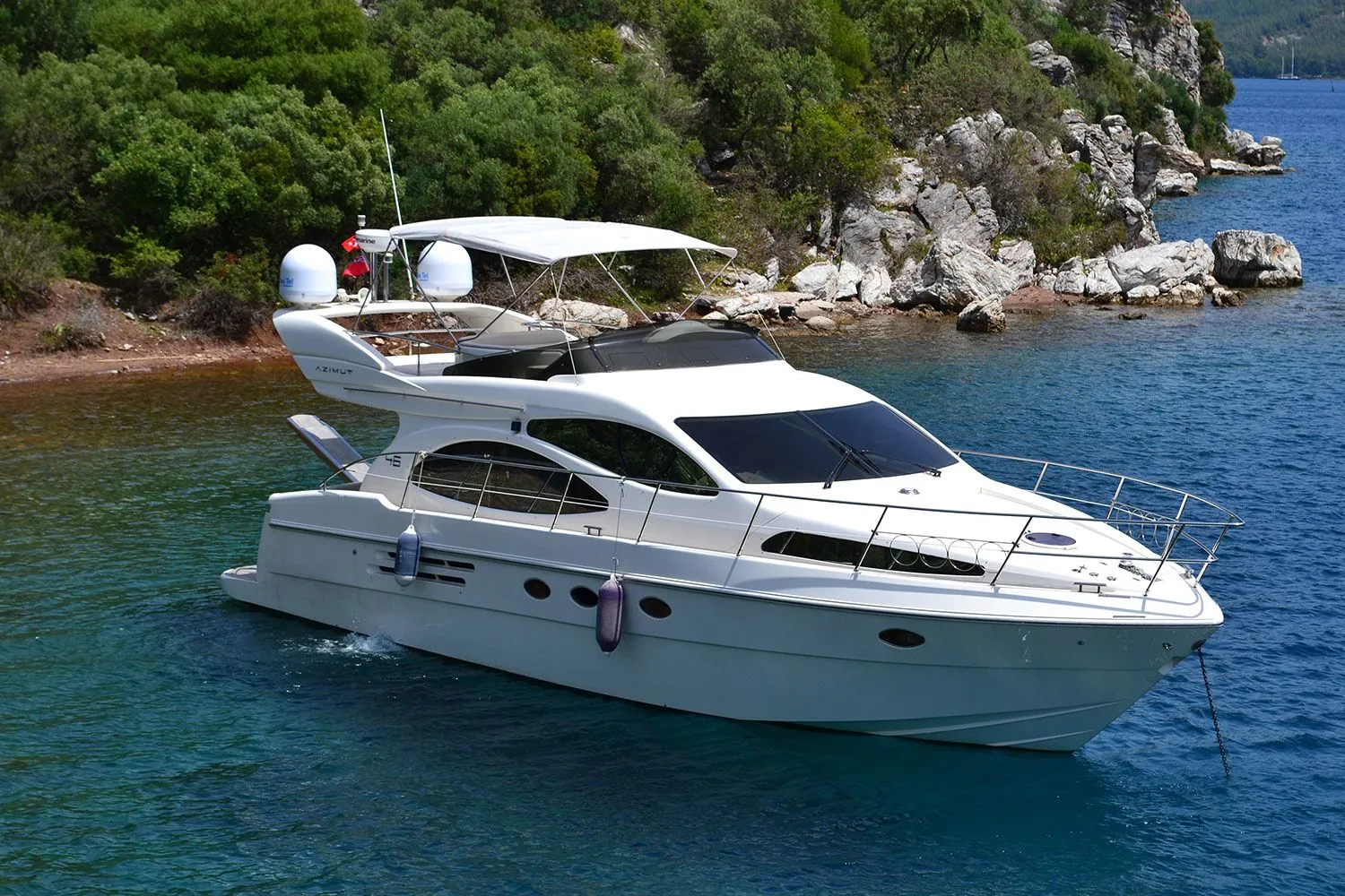 Rent a 14.93m Motor Yacht in Capo d'Orlando