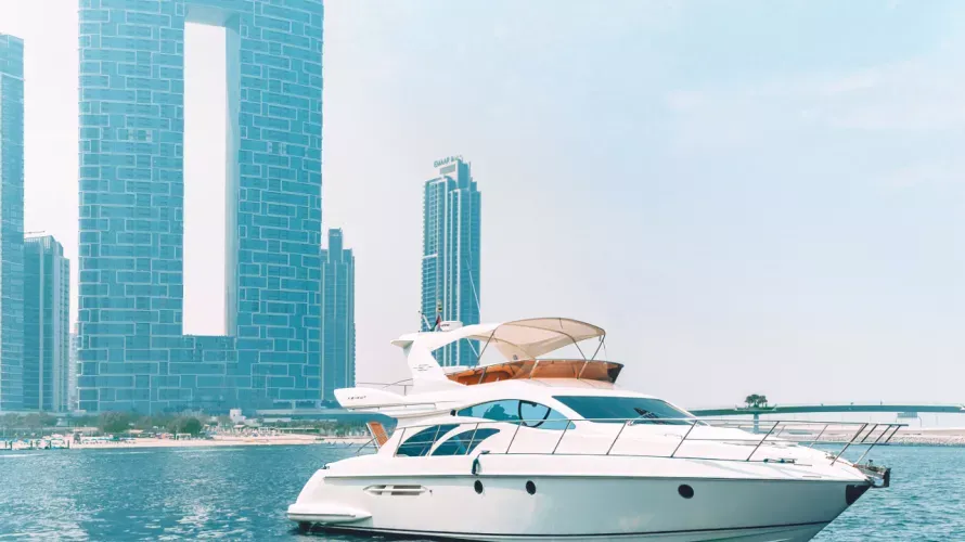 Чартер Monica - 3