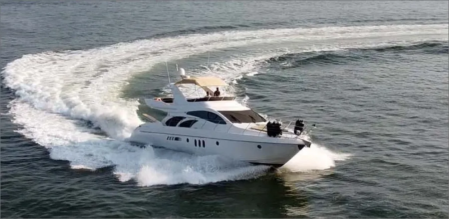 Beijoca Charter Boat