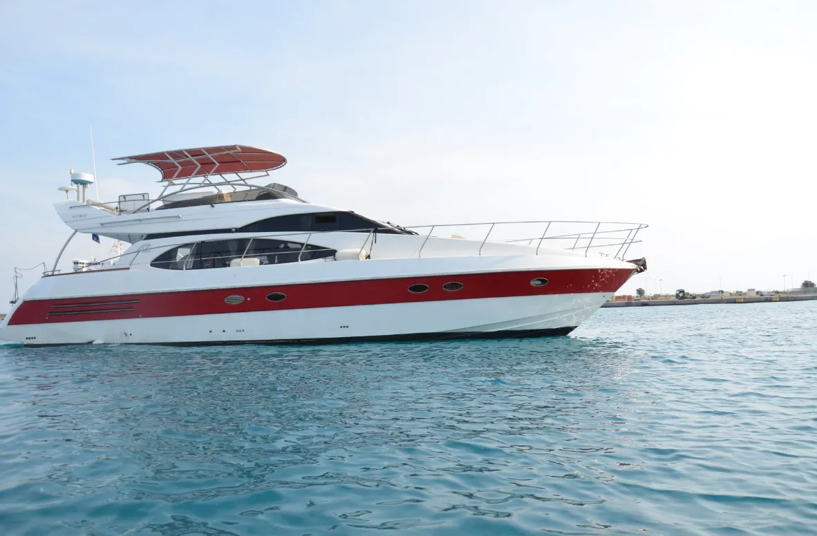 Charter a 18.2m Azimut 58 Motor Yacht in Rhodes Town