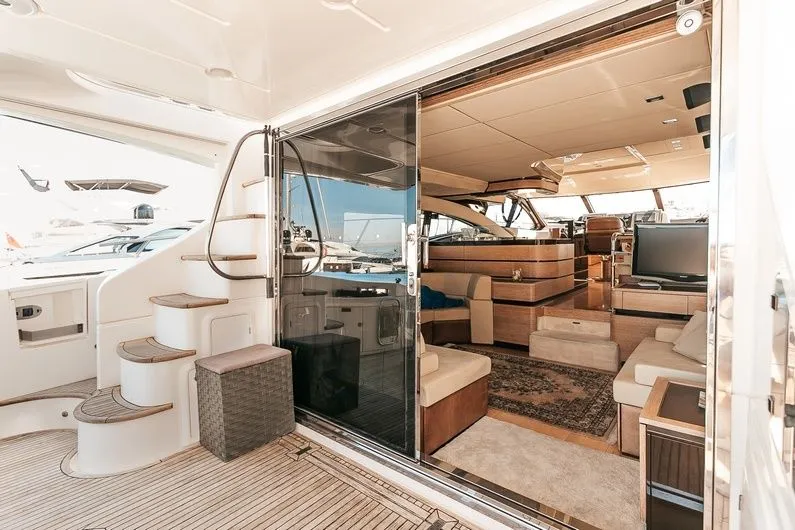 J² Charter Boat