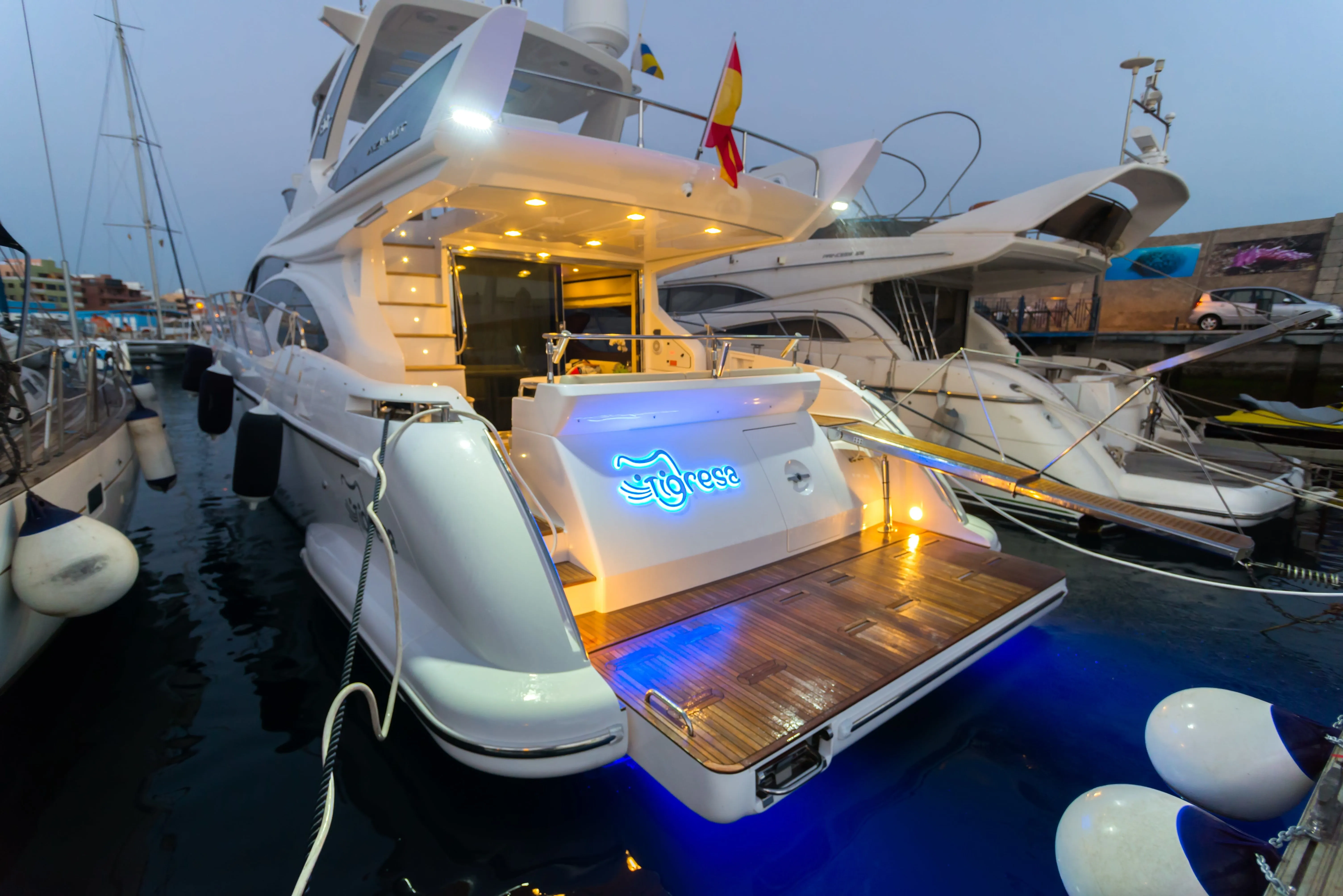 Rent a 18.36m Boat in Playa de las Americas