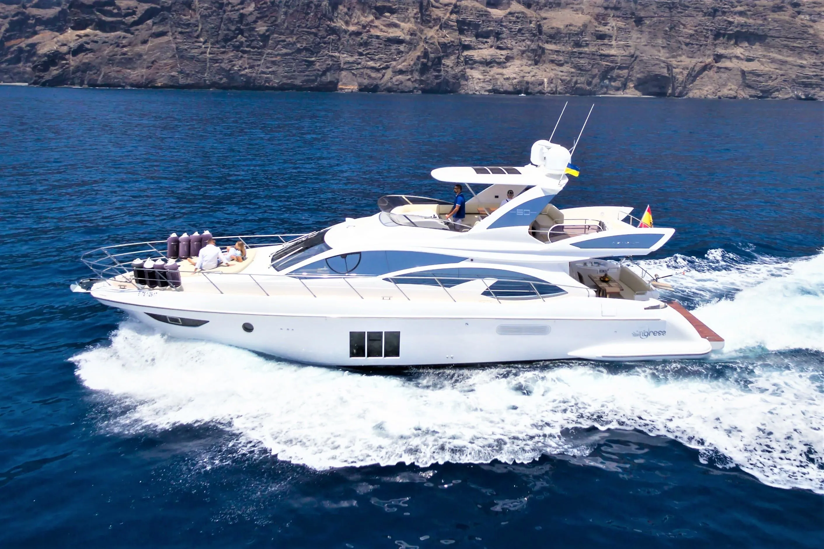 Rent a 18.36m Boat in Playa de las Americas