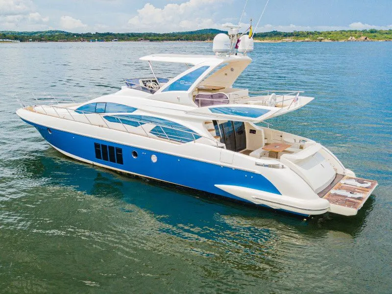 Rent a 20.15m 3 Cabin Motor Yacht in Cartagena de Indias