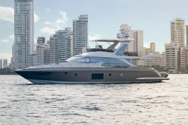 Charter a 20.8m Azimut 66 Motor Yacht in Cartagena de Indias