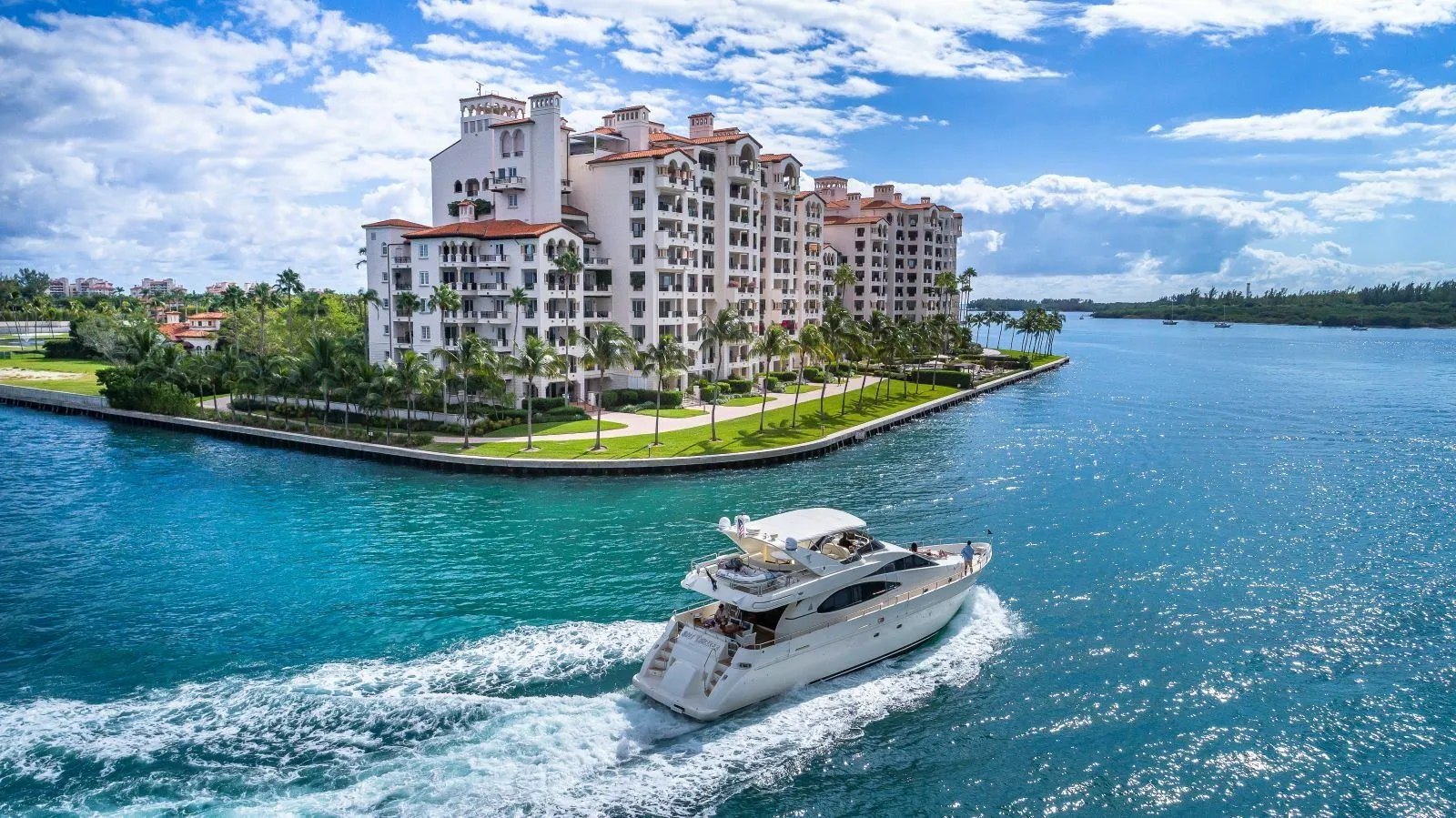 Miami Kiralık Azimut 70 Sea Jet 22.5m Motoryat