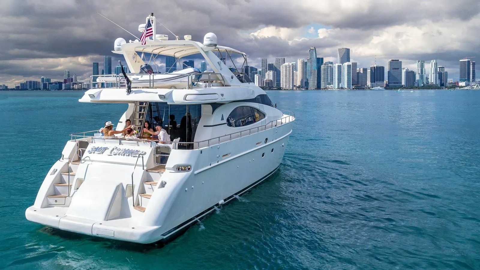 Miami Kiralık Azimut 70 Sea Jet 22.5m Motoryat