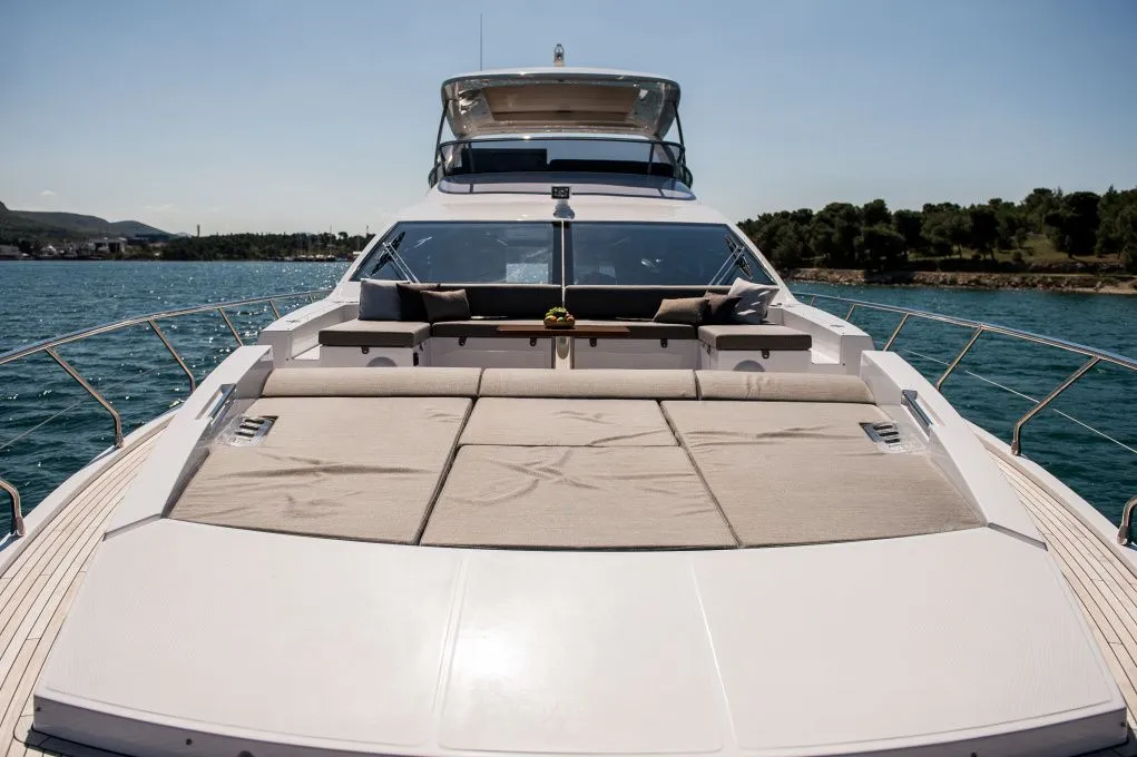 Alyss Mietboot - 4