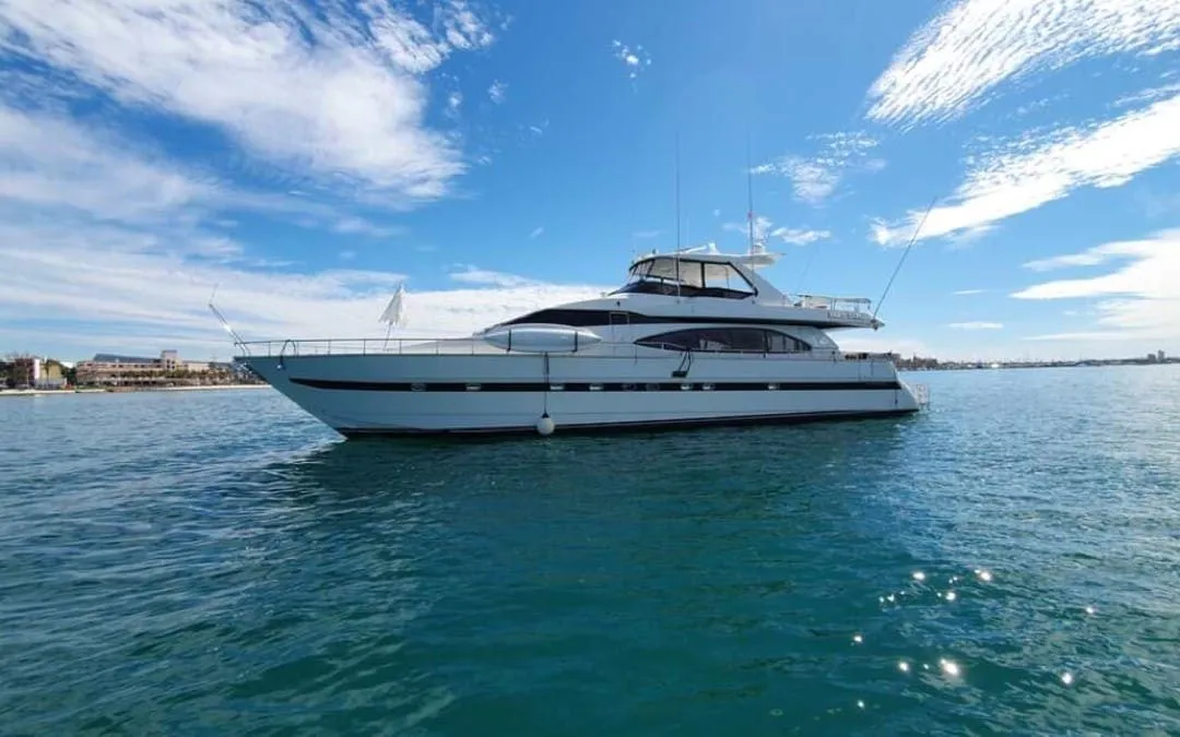24.3m La Paz Boat Hire