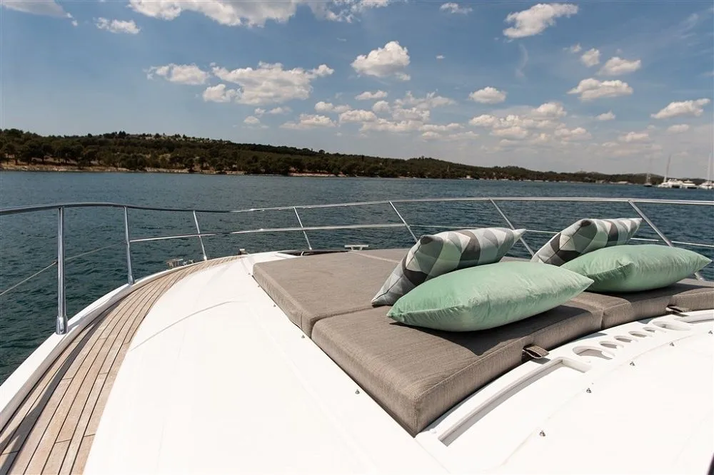 Explore Positano on a 16.5m Azimut Atlantis 50 Motor Boat Rental
