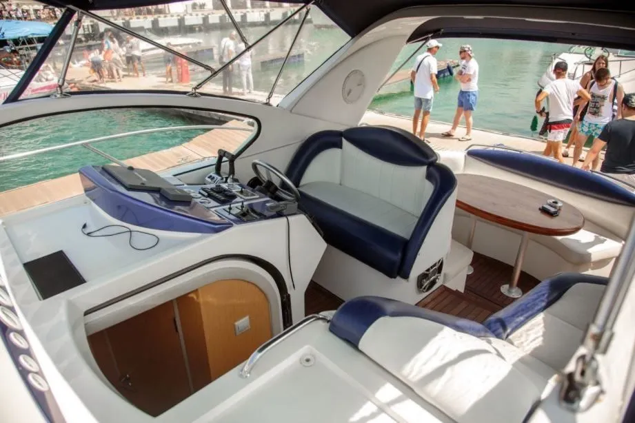 No Name Charter Boat