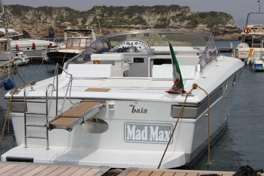 Madmax Charter Boat
