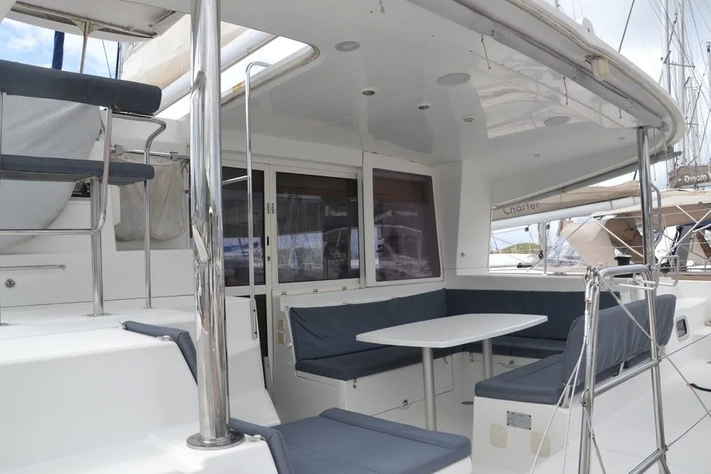 Moustique Charter Boat